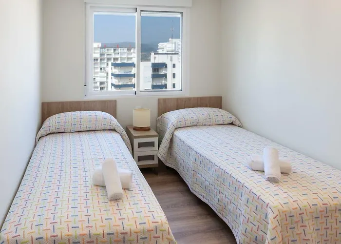 Torres Del Mar 公寓